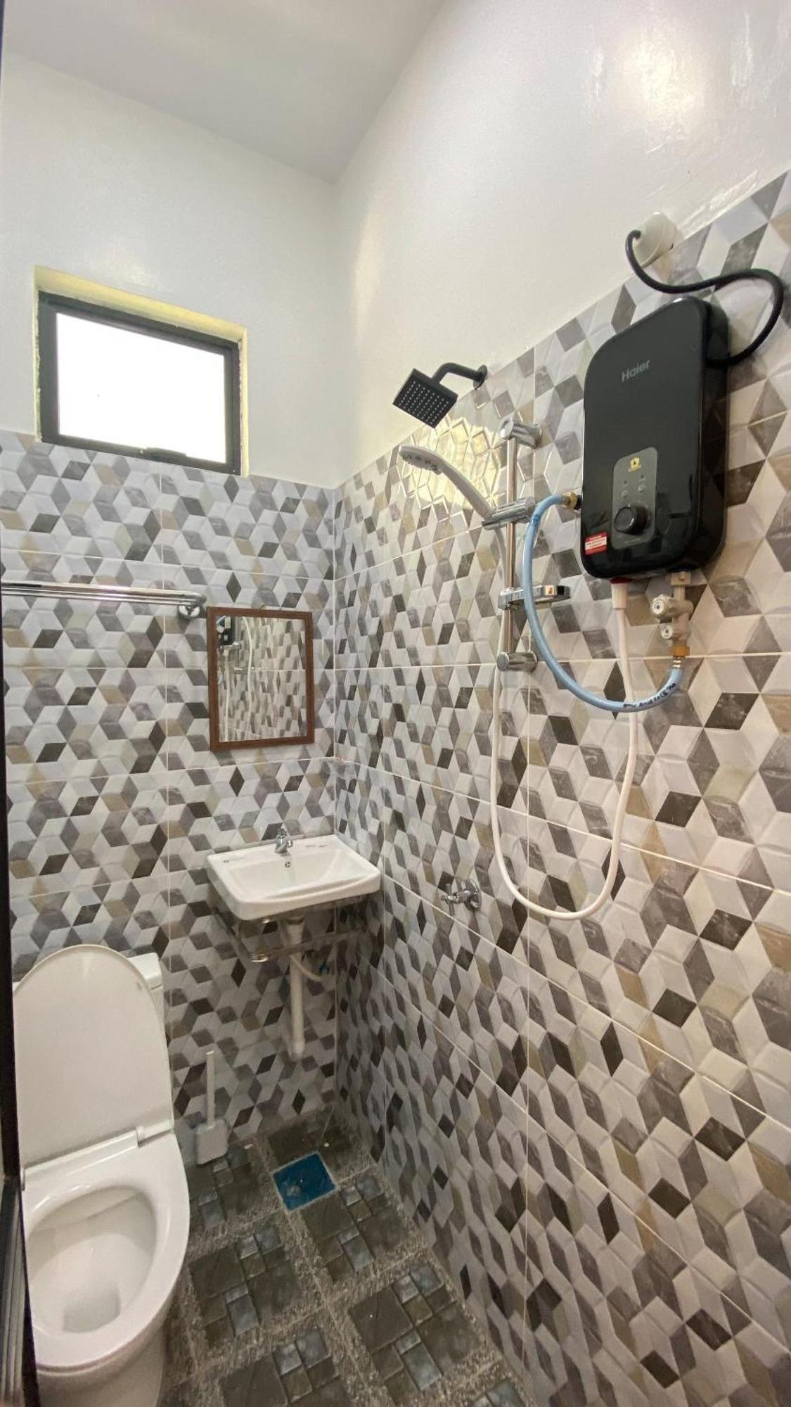 דאנגון Eleven25 Roomstay מראה חיצוני תמונה