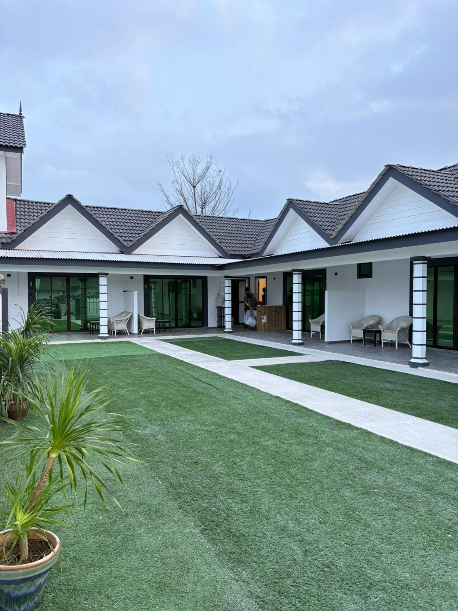 דאנגון Eleven25 Roomstay מראה חיצוני תמונה